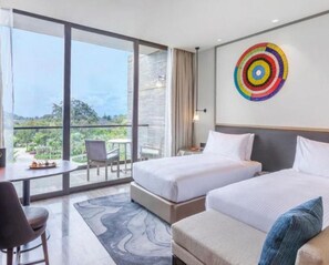 Room - Gran Melia Red Level Deluxe City View (Arusha)
