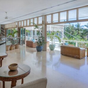 Room, 1 Bedroom, Accessible, Smoking | Dining - Gran Melia Red Level Deluxe City View 2 (Arusha)