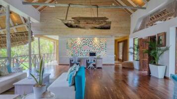 Room, 1 Bedroom, Accessible, Smoking | Interior