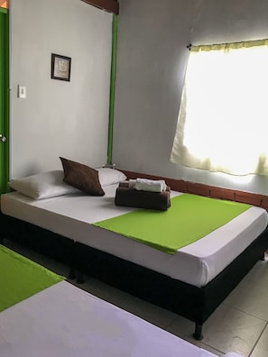 Unclassified image, 4 of 24, button - Room-room With 2 Double Beds Number 14 (Pereira)