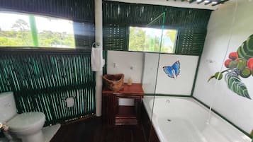 Room, 1 Bedroom, Accessible, Balcony | Bathroom