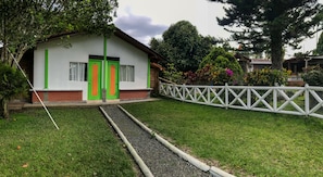 Room, 1 Bedroom, Accessible, Smoking | Property entrance - Room With 2 Double Beds Number 14 (Pereira)