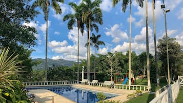 Room, 1 Bedroom, Accessible, Smoking | View from property