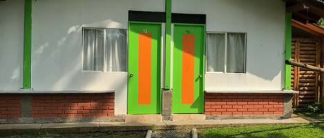 EntrĂ©e de lâhĂ©bergement