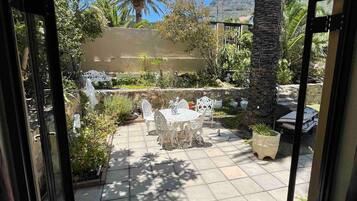 Zimmer, 1 Schlafzimmer, Balkon, Gartenblick | Eingangsbereich