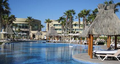 Private Beach - Relaxation Galore