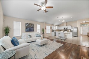 Smart TV, fireplace, computer monitors