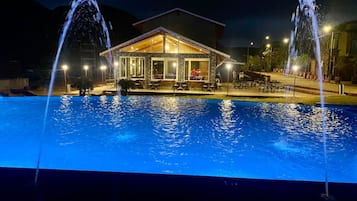 Piscina all'aperto