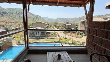 Studio, Pool View | Water view