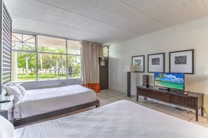 1 habitación, tabla de planchar con plancha, wifi gratis y ropa de cama 