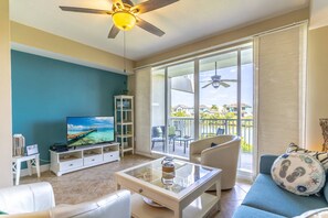 Smart TV, DVD player