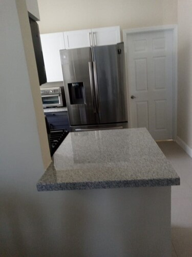 Oceanpointe Villa, Brand new, Clean, Cottage with all the resort amenities. 