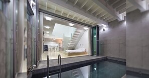 Room 103: Duplex Pool Villa | Alberca techada