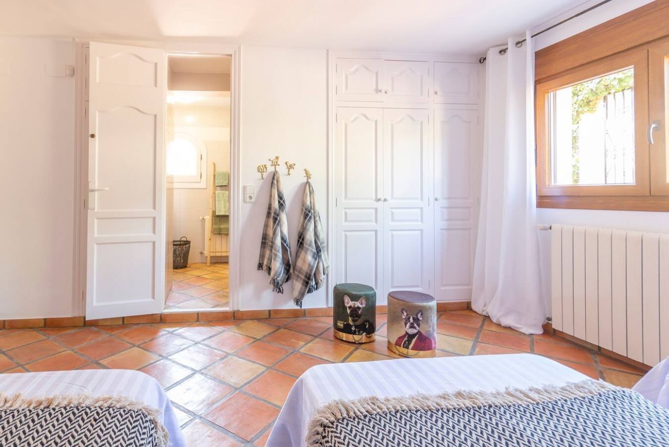 7 Schlafzimmer, Bügeleisen/Bügelbrett, Reisekinderbett, WLAN