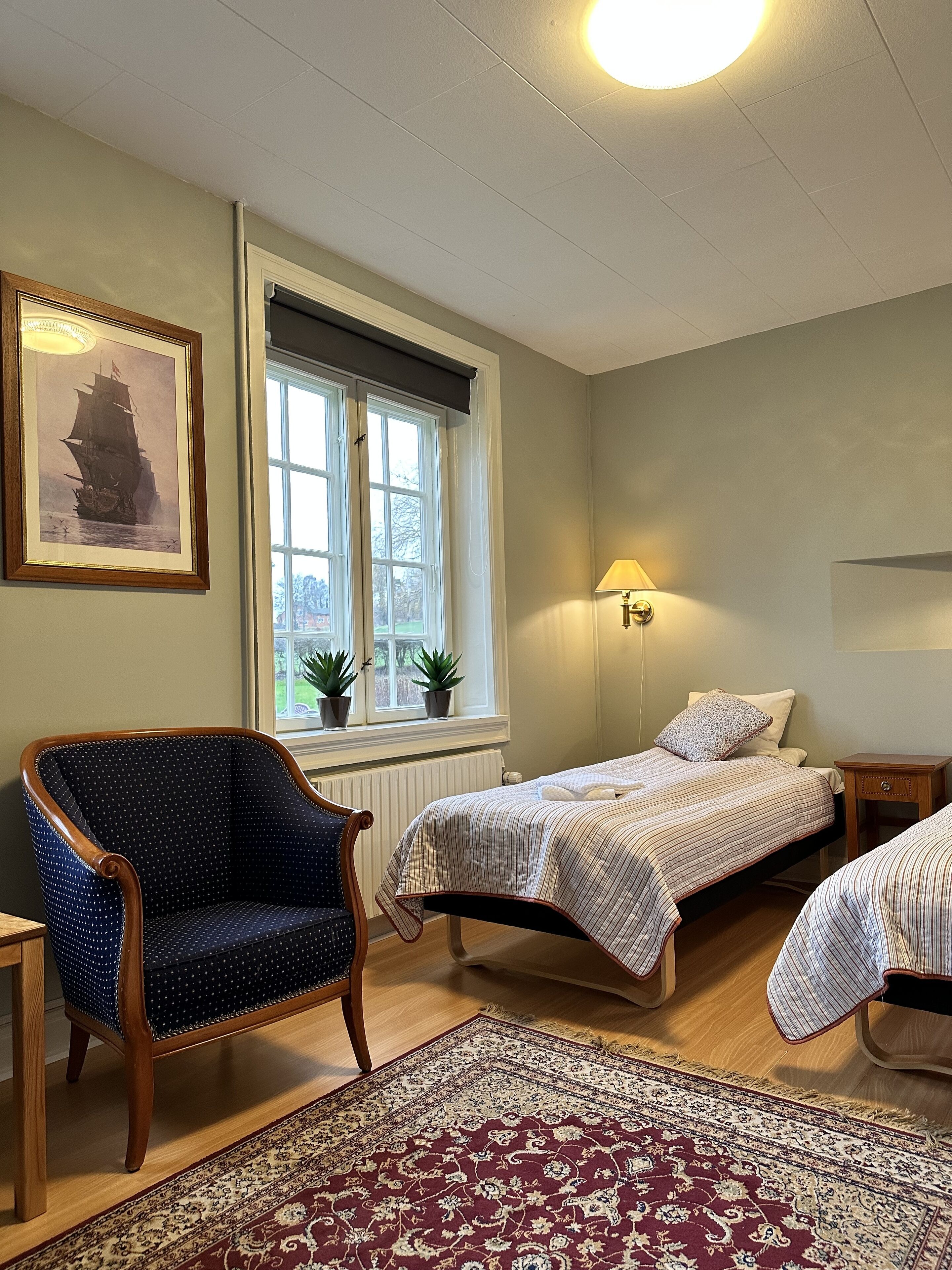 Basic-Zweibettzimmer | Kostenloses WLAN, Bettwäsche