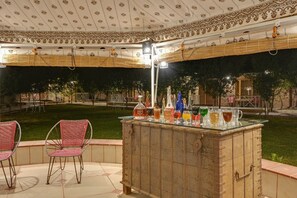 Tägliches kontinentales Frühstück gegen Gebühr