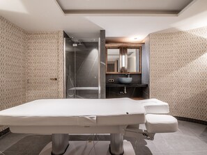 Spa - Luxurious 2-Bedroom Apartment with Spa Access and Concierge in Les Allues (Méribel)