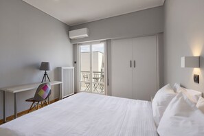 3 slaapkamers, een strijkplank/strijkijzer, gratis wifi