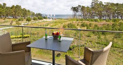 Apartment Azur with sea view, 2 bedrooms and balcony