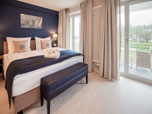 3 bedrooms, desk, free WiFi, bed sheets