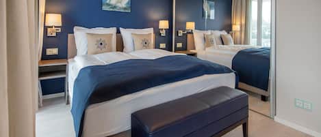 3 bedrooms, desk, free WiFi, bed sheets