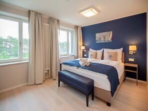 2 عدّة غرف نوم ومكتب وواي فاي مجانًا وملاءات أسرّة