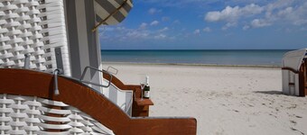 1-room vacation apartment with sea view, 1 bedroom and balcony