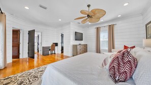 5 habitaciones, tabla de planchar con plancha y wifi gratis