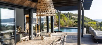 Villa with private pool and panoramic view 8 pers.