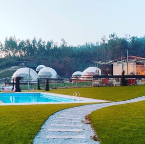 Outdoor pool - Guimaglamp (Guimarães)