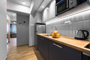 Basic Studio | Private kitchen - Big Apple 6 Nilie Hospitality MGMT (Thessaloniki)