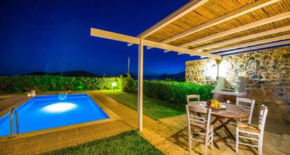 Oljapetra, a house with private pool and 2,5 from the beach