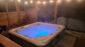 室内 SPA 浴缸
