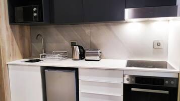 Comfort Apartment | Private kitchen | Fridge