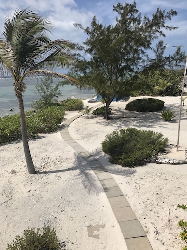 The ROCK HOUSE with Private Beach on Little Cayman