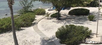 The ROCK HOUSE with Private Beach on Little Cayman