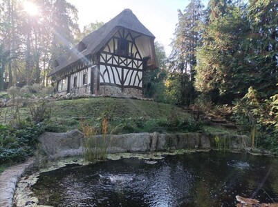 Gite "Les chaumières de Fort-Moville" (The thatched cottages of Fort-Moville)