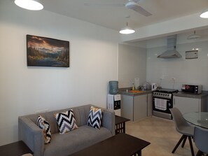 Living room - Inviting 1-bed Apartment in Malindi (Malindi)