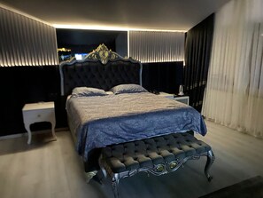 Deluxe Double Room, Jetted Tub, City View | Hypo-allergenic bedding, minibar, in-room safe, blackout drapes - Grand Zara Otel (Kayseri)
