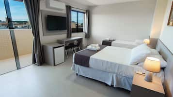 Suite Superior | Literie hypoallergénique, minibar, bureau