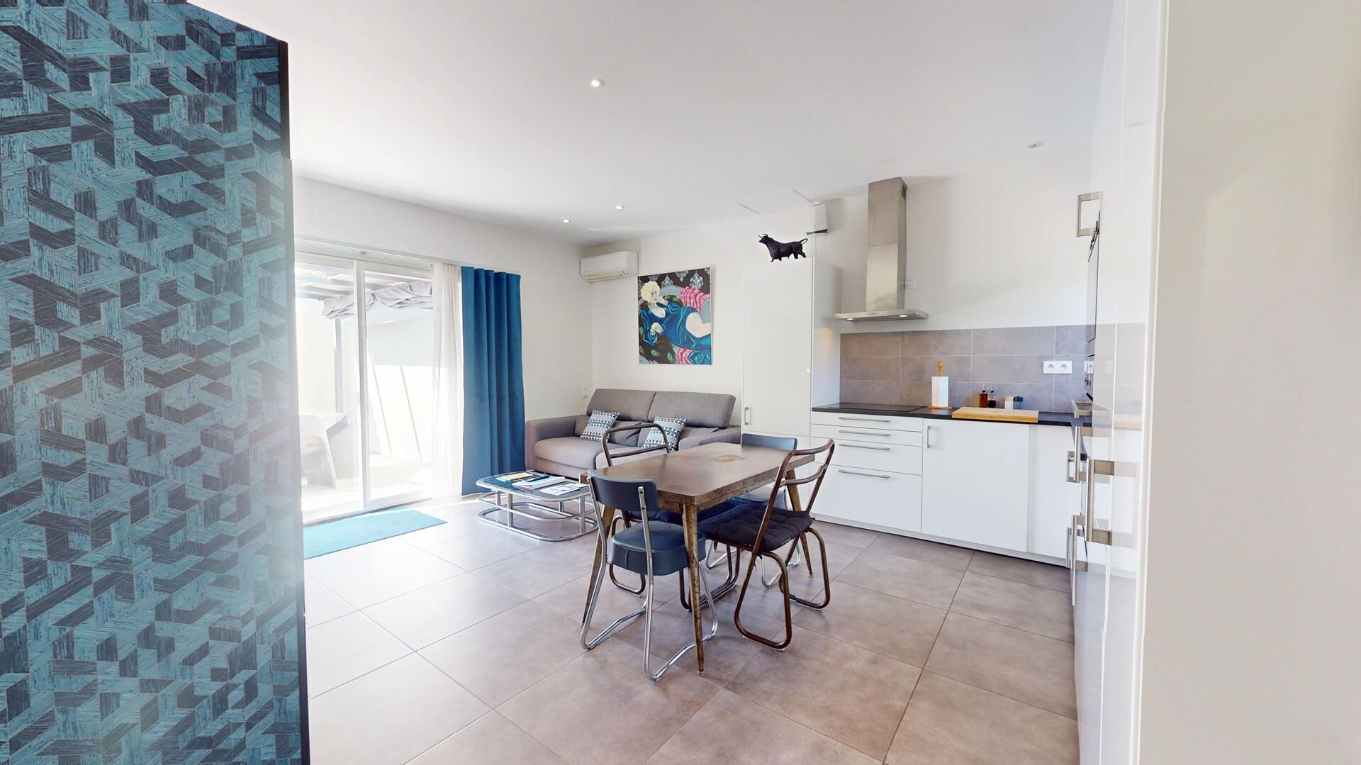 Villa Deluxe avec SPA privatif (Cubic) | Privékeuken | Een koelkast/vriezer, een magnetron, een oven, een kookplaat
