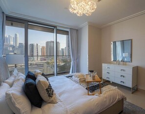 Standard Apartment, 2 Bedrooms, Pool Access - Boulevard Point (Dubai)