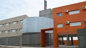 Fachada de la propiedad