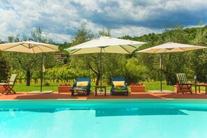 Property - Villa / Independent home in Pistoia with 4 bedrooms sleeps 10 (Pistoia)