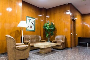 Lobby - Apartment Segovia 'Royal Palace' (Madrid)