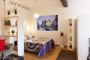 2 多间卧室、WiFi