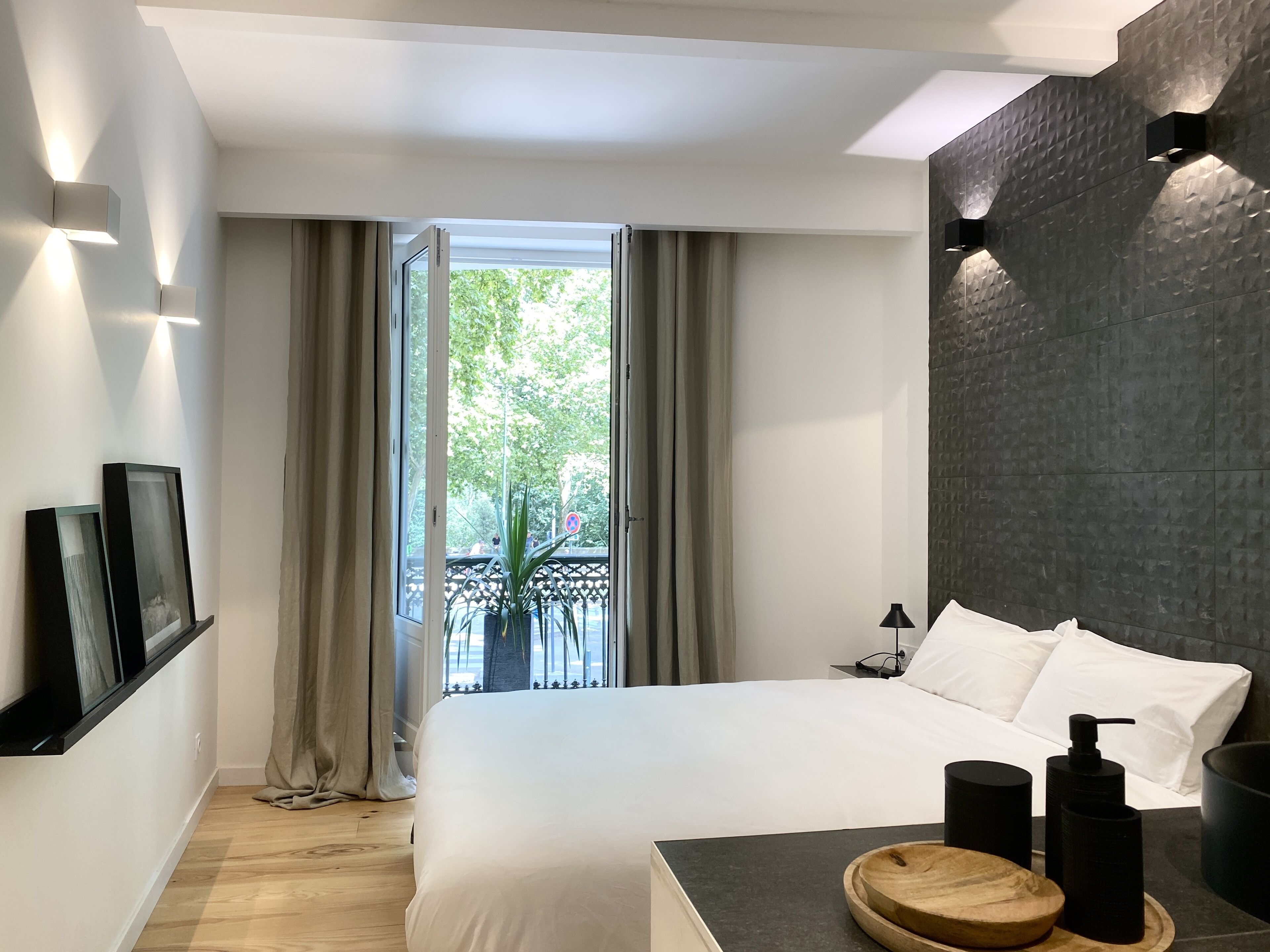 5 chambres, bureau, lit parapluie, Wi-Fi gratuit