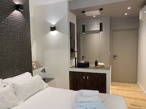 5 chambres, bureau, lit parapluie, Wi-Fi gratuit