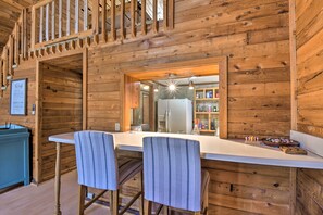 Interior - Woodsy Blue Ridge Retreat, 3 Mi to Downtown! (Blue Ridge)