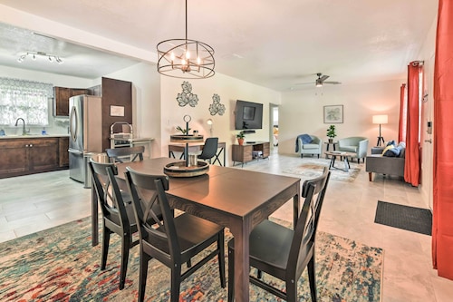 Bright, Pet-Friendly Retreat in Avon Park!
